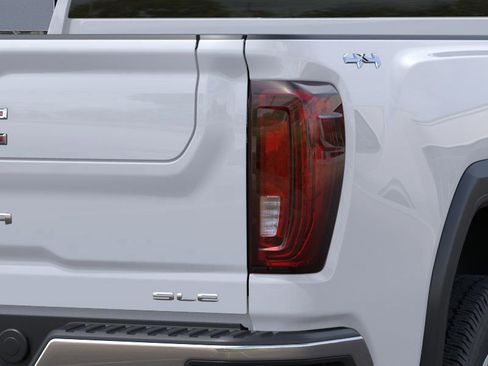 New 2026 GMC Sierra 2500 SLE image 11