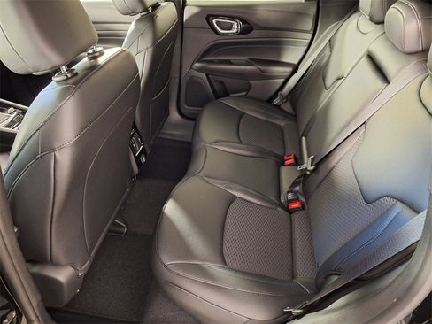 New 2026 Jeep Compass Latitude image 13