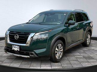 Used 2023 Nissan Pathfinder SL AWD/4WD video 1