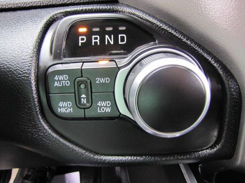 Used 2022 RAM 1500 Big Horn AWD/4WD image 42