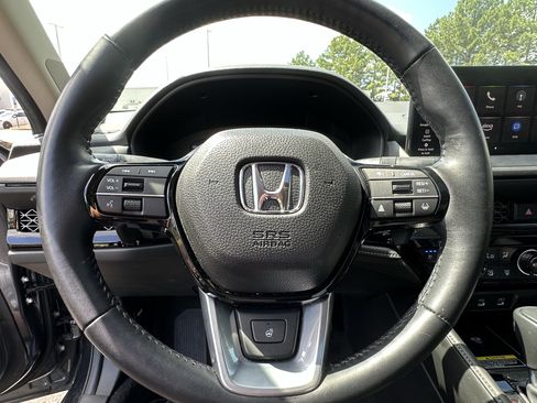 Used 2025 Honda Accord Touring image 6