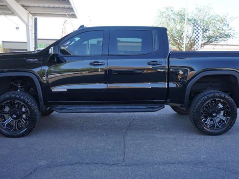Used 2020 GMC Sierra 1500 Elevation w/ X31 Off-Road Package AWD/4WD image 6