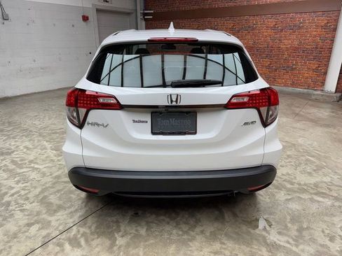 Used 2022 Honda HR-V LX image 4