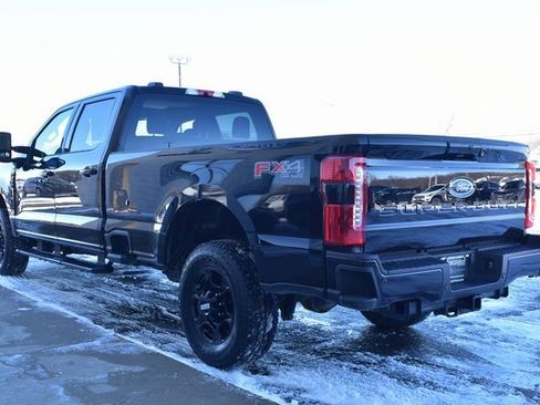 Used 2023 Ford F250 XLT w/ XLT Premium Package image 10