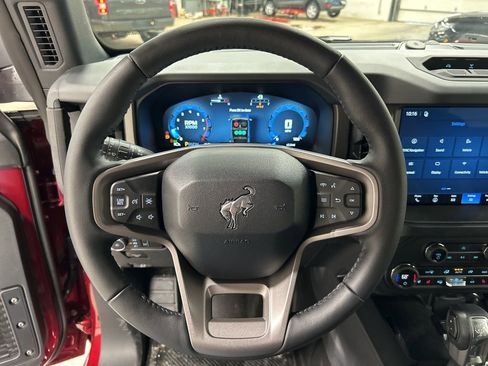 New 2026 Ford Bronco Badlands w/ Sasquatch Package image 13