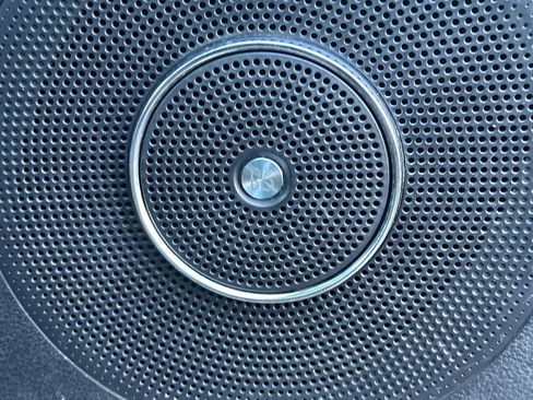 Used 2019 Ford Expedition Limited w/ Equipment Group 301A image 21