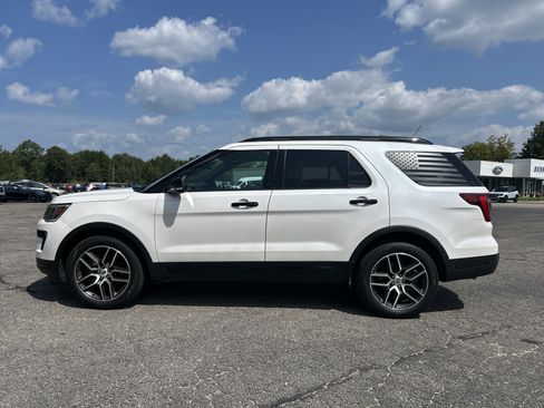 Used 2019 Ford Explorer Sport AWD/4WD image 7