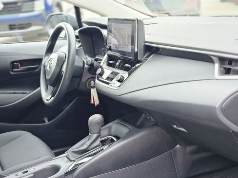 Used 2024 Toyota Corolla LE image 13