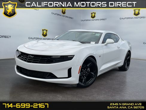 Used 2021 Chevrolet Camaro LT w/ Technology Package RWD image 1