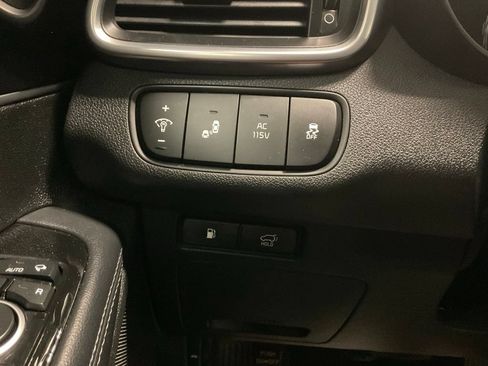 Used 2016 Kia Sorento SX FWD image 12