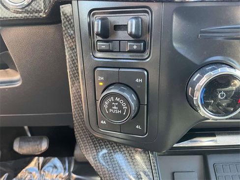 Used 2022 Ford F150 Lariat w/ Equipment Group 502A High image 24