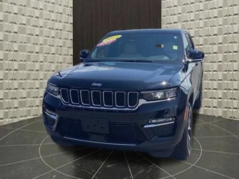 Certified 2023 Jeep Grand Cherokee Limited AWD/4WD image 16