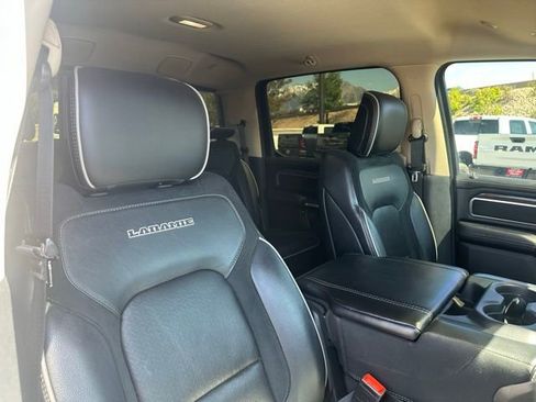Used 2019 RAM 1500 Laramie AWD/4WD image 17