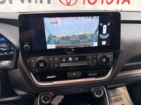 Used 2026 Toyota Grand Highlander Limited image 30