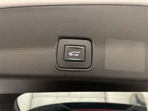 Used 2024 Chevrolet TrailBlazer RS w/ Convenience Package image 28