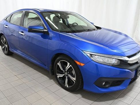 Used 2018 Honda Civic Touring image 15