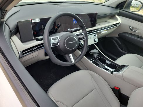 New 2026 Hyundai Tucson SEL image 6