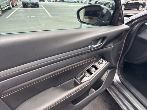 Used 2023 Nissan Altima 2.5 SR w/ SR Premium Package FWD image 13