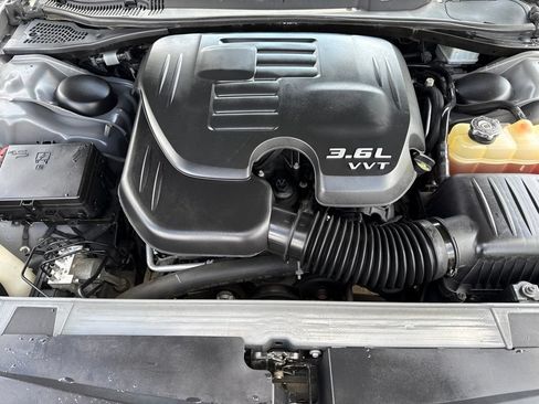 Used 2018 Dodge Challenger SXT w/ Blacktop Package RWD image 44