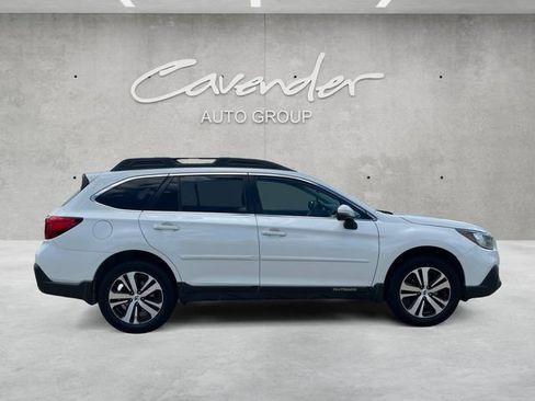 Used 2018 Subaru Outback 2.5i Limited AWD/4WD image 17