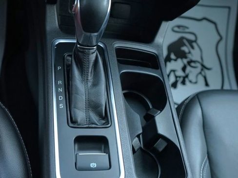 Used 2019 Ford Escape Titanium image 26