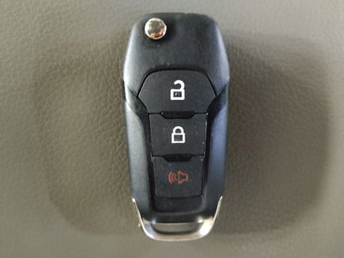 Used 2020 Ford F150 XL w/ Equipment Group 101A Mid RWD image 32