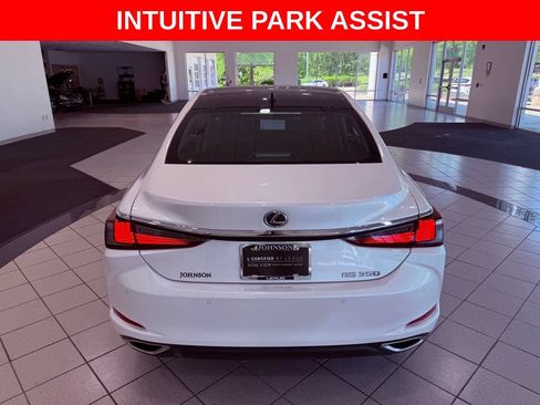 Certified 2024 Lexus ES 350 w/ Technology Package FWD image 6