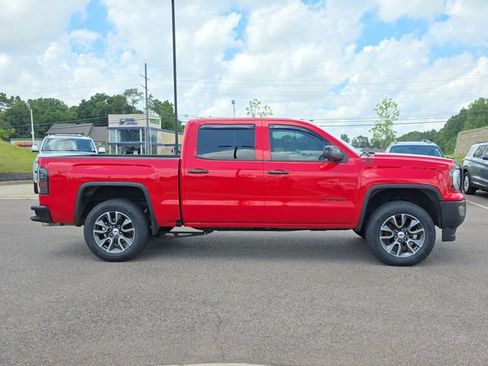 Used 2017 GMC Sierra 1500 SLT w/ SLT Premium Package AWD/4WD image 2