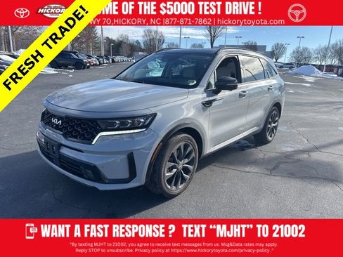 Used 2022 Kia Sorento SX image 1