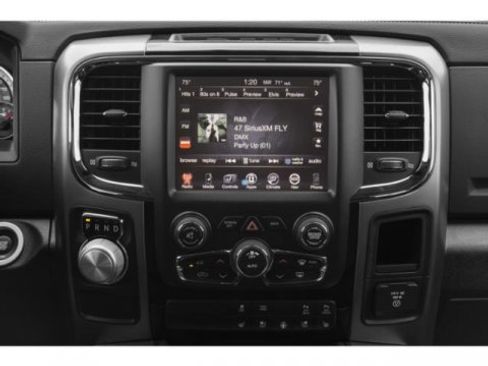 Used 2018 RAM 1500 SLT AWD/4WD image 13