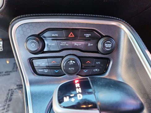 Used 2018 Dodge Challenger GT w/ Driver Convenience Group image 12