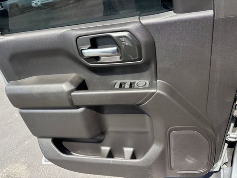 Certified 2023 Chevrolet Silverado 1500 Custom Trail Boss w/ LPO, Dark Essentials Package AWD/4WD image 18
