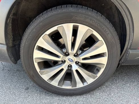 Used 2020 Subaru Ascent Limited w/ Technology Package AWD/4WD image 15