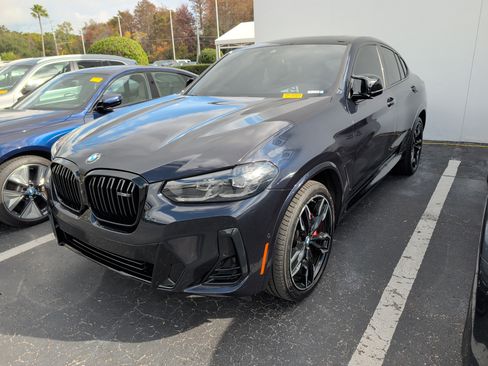 Used 2024 BMW X4 M40i w/ Premium Package image 3