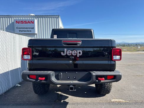 Used 2021 Jeep Gladiator Rubicon AWD/4WD image 6
