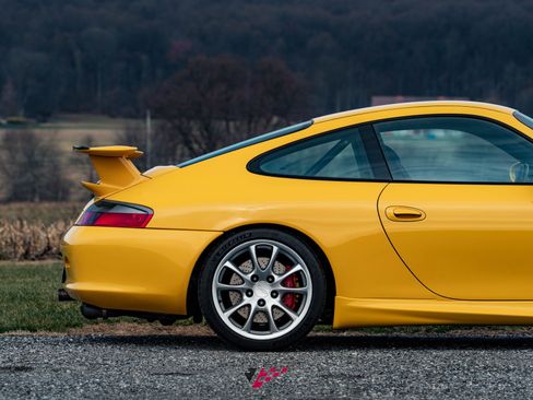 Used 2004 Porsche 911 GT3 image 9