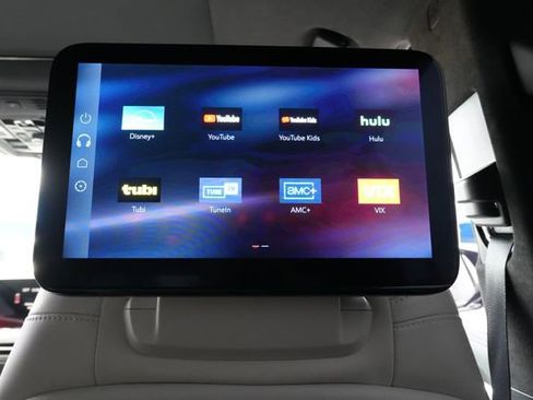 Used 2025 Cadillac Escalade V w/ LPO, Floor Liner Package image 29