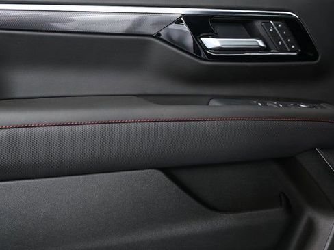 New 2026 Chevrolet Suburban RST image 6