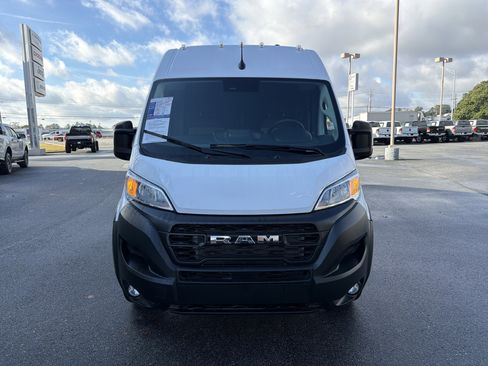 Used 2025 RAM ProMaster 3500 w/ Convenience Group image 3
