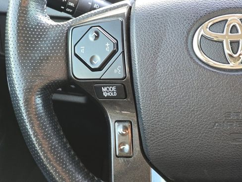 Used 2023 Toyota 4Runner TRD Off-Road Premium image 18