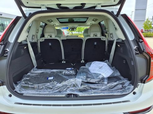 New 2026 Volvo XC90 B6 Ultra w/ Lounge Package AWD/4WD image 10