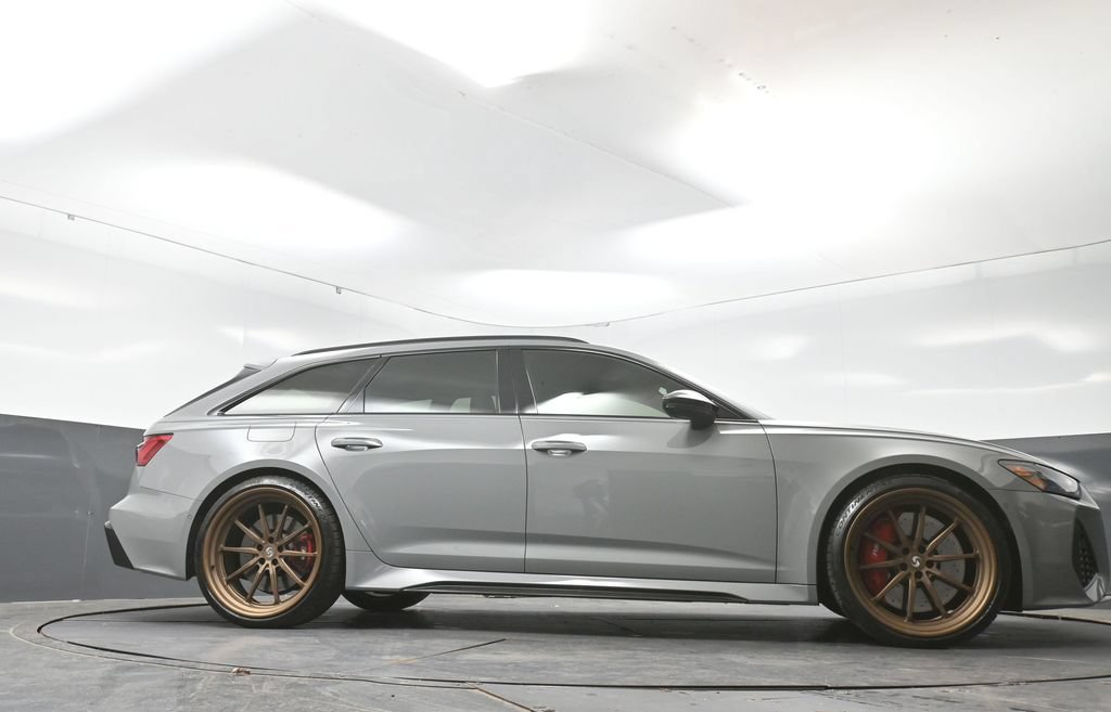 Used 2021 Audi RS 6 AWD/4WD image 50