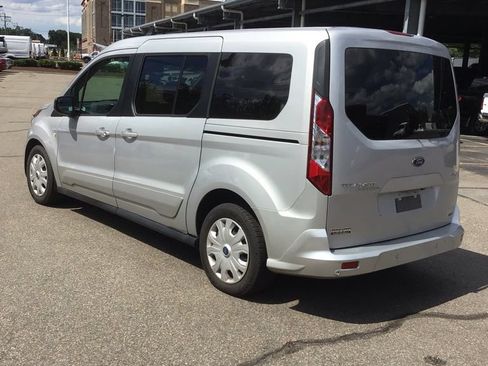 Used 2021 Ford Transit Connect XLT FWD image 3