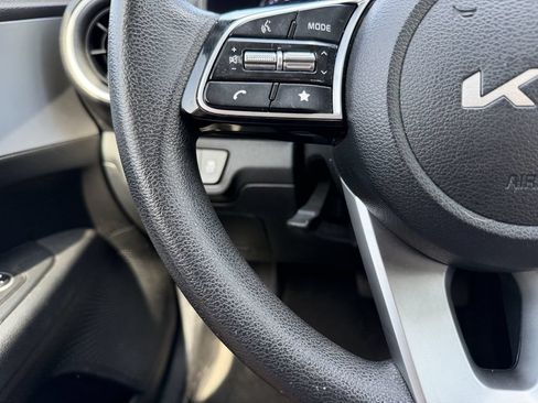 Used 2023 Kia Forte LXS FWD image 16