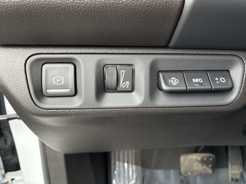 Used 2023 GMC Acadia AT4 w/ GMC Pro Grade Package AWD/4WD image 10