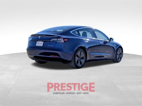 Used 2019 Tesla Model 3 Long Range image 8
