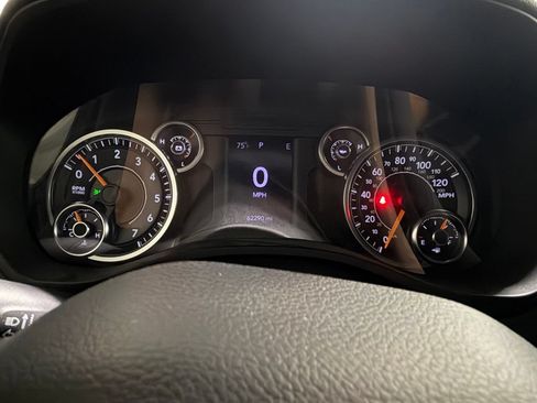 Used 2021 RAM 1500 Big Horn AWD/4WD image 19