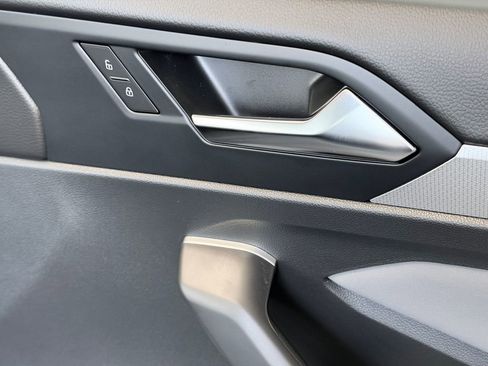 New 2026 Volkswagen Jetta SE FWD image 29