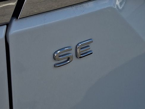 Used 2026 Volkswagen Atlas SE AWD/4WD image 29