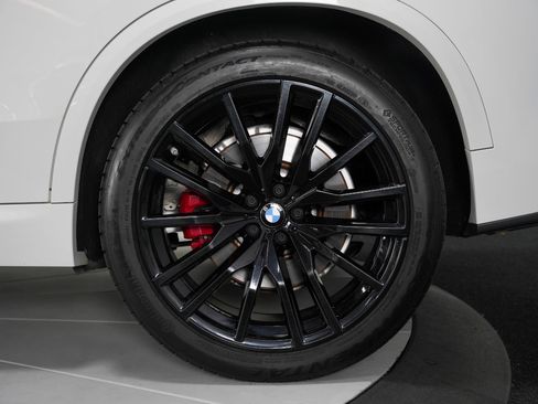 Used 2023 BMW X5 M50i w/ Executive Package AWD/4WD image 18